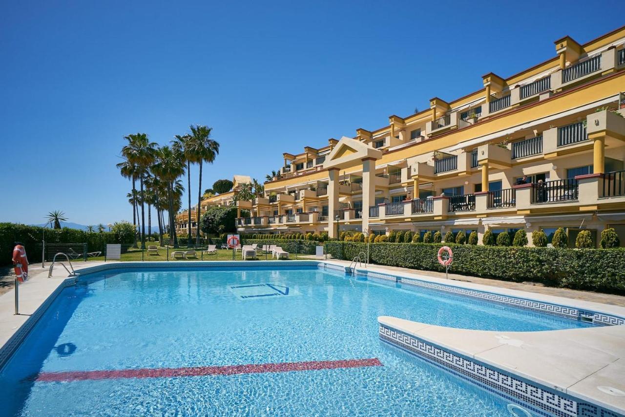 Oleholidays 517 Romana Playa Junto A La Playa Marbella Exterior photo